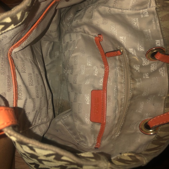 Michael Kors Tote Bag - Picture 2 of 5